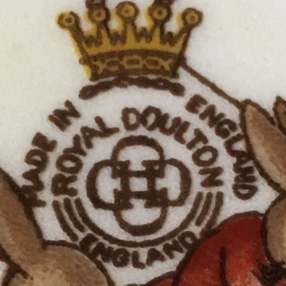 BUNNYKINS Royal Doulton Playful Cowboy Scenes England Peter Rabbit Mug - Picture 9 of 9